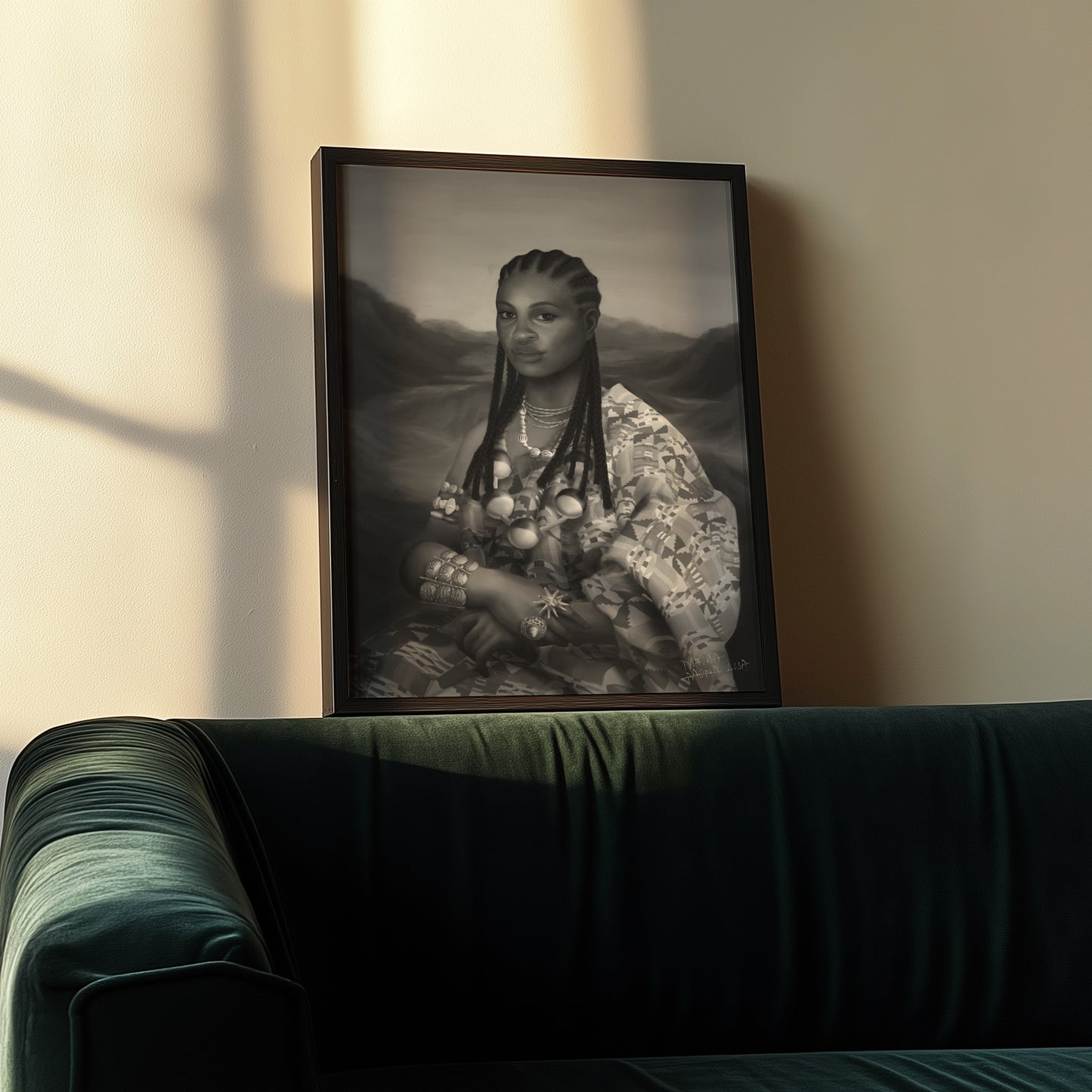 Mama Lisa Black and White